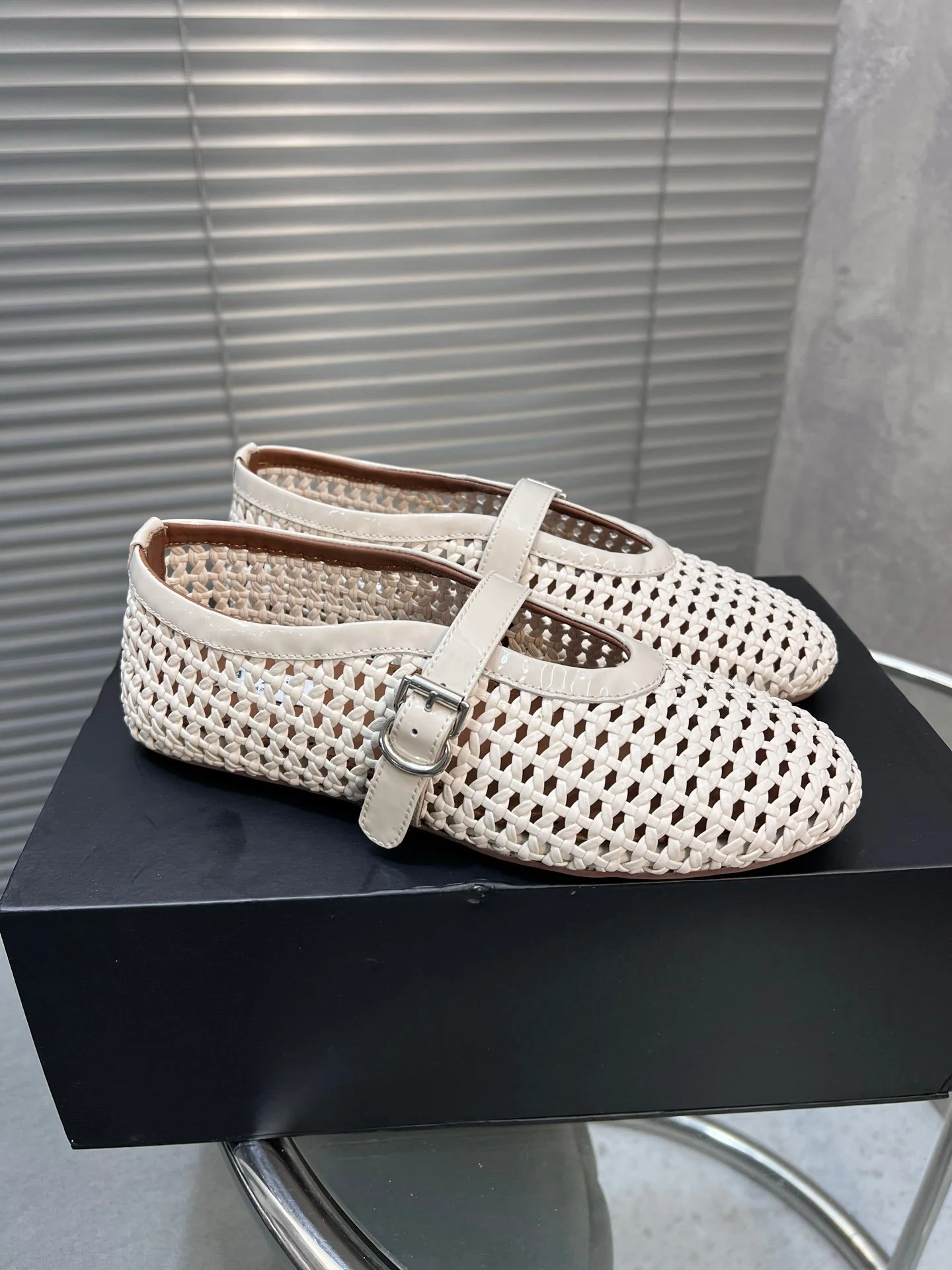 Alaia Braided Hollow Ballet Flats Ivory Cowhide 300043 - Image 4