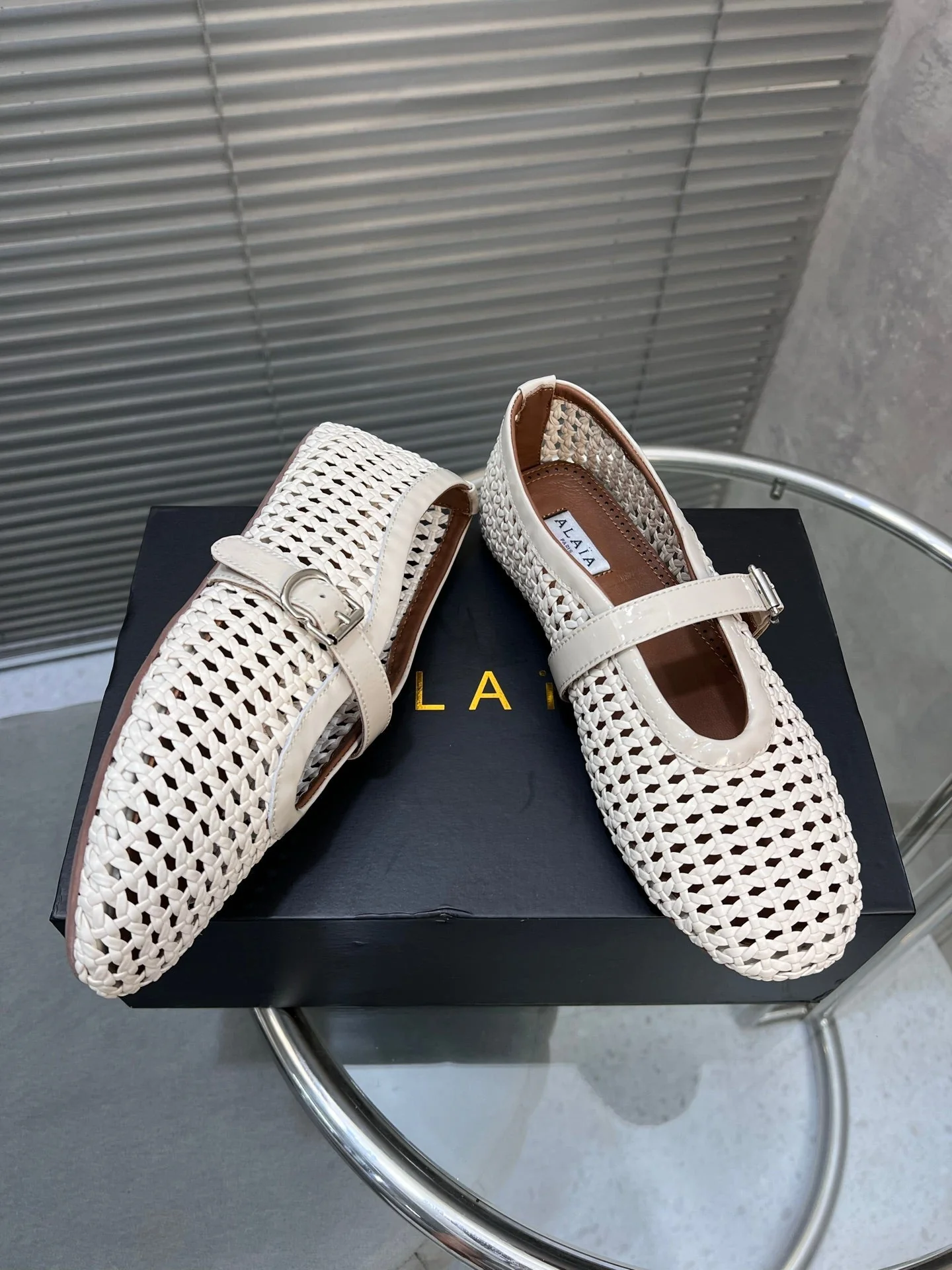 Alaia Braided Hollow Ballet Flats Ivory Cowhide 300043 - Image 7