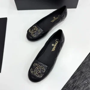 CC 25 Ballet Flat Large Logo Black Quilted Calfskin