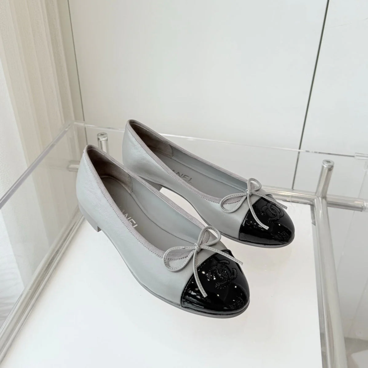 CC Ballet Flat Gray Leather 238768