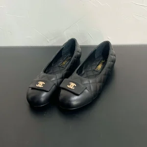 CC Ballet Flats In Black Quilted Lambskin 949712