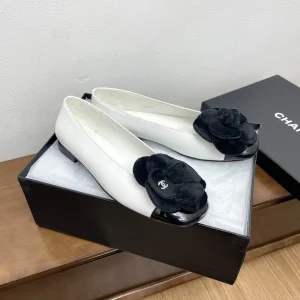 CC Ballet Flats White With Camellia Black Lambskin