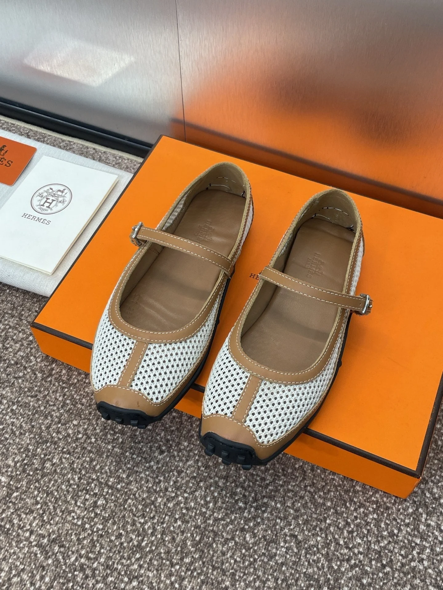 HM 25C Kichu Ballet Flat Brown mix White Fabric with Calfskin 208280 - Image 3