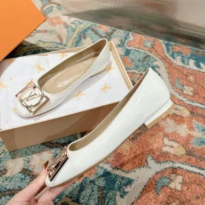 LV Shake Flat Ballerina White Lambskin