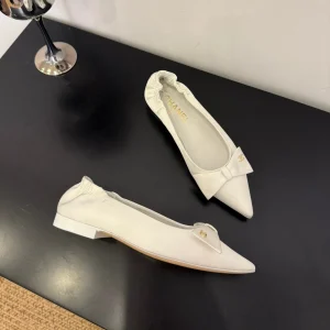 CC 25 Ballet Flats White Lamskin 330775