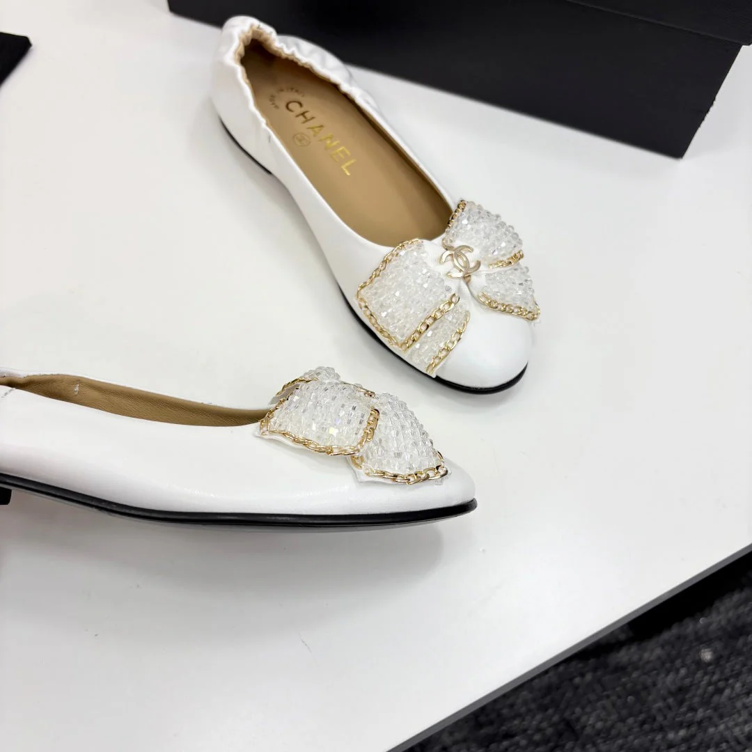 CC 25 Diamond Ballet Flats White Sheepskin 331788 - Image 8