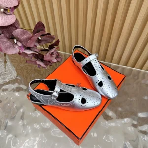 HM 25 Kim Slingback Grey Lambskin 352956