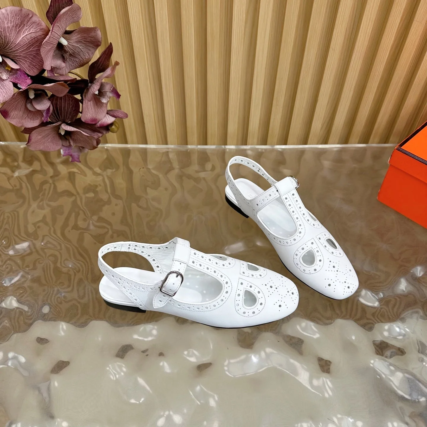 HM 25 Kim Slingback White Lambskin 352957 - Image 3