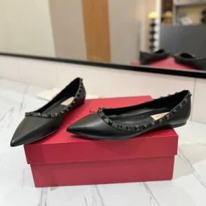VT Rockstud Ballet Flat Black Goatskin 351986