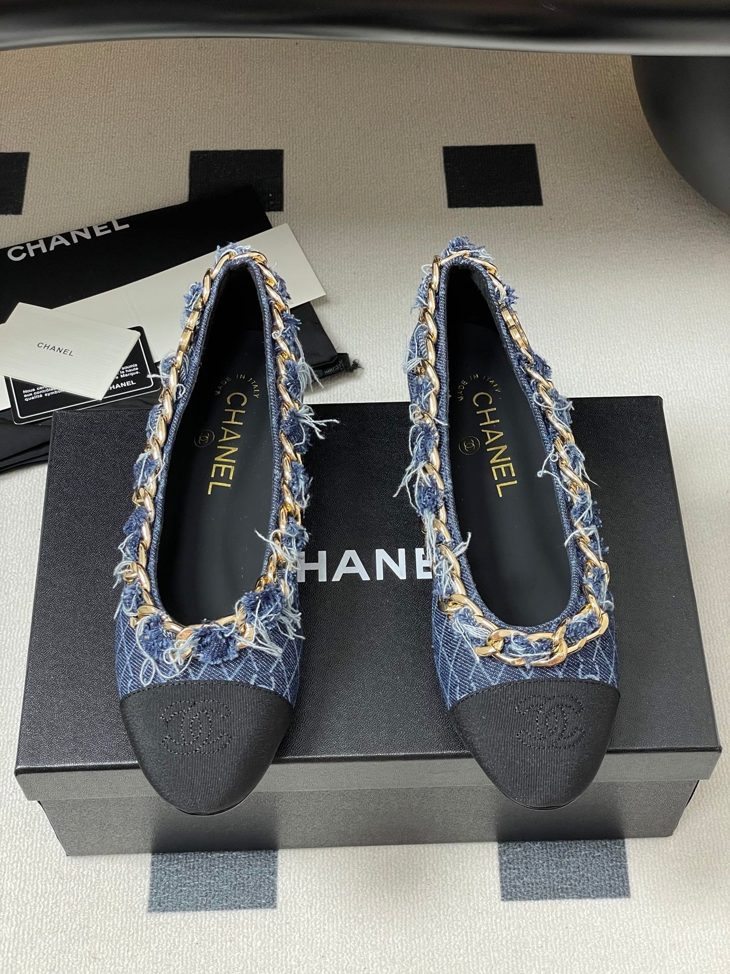 Chanel 25A Ballet Flats Big Chain Double C Dark Blue Denim Sheepskin 393816 - Image 8