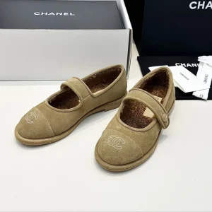 Chanel 25 Mary Jane Ballet Flat Solf Beige Wool Fur 413025
