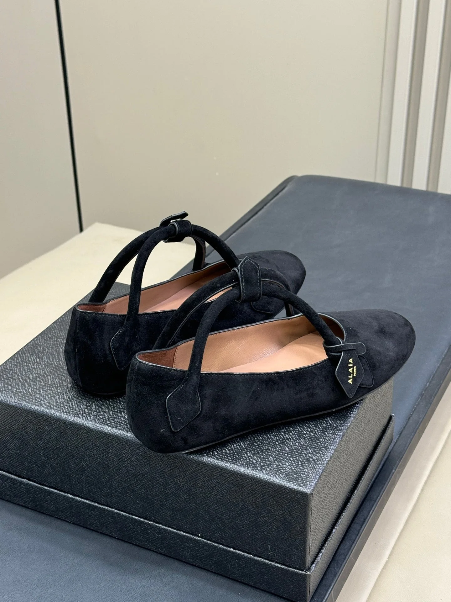 ALAIA  Le Teckel  Ballet Flats Black Suede 468729 - Image 2