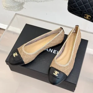Chanel 25 Ballet Flat Beige Black Woven Lambskin 473056