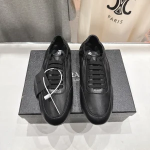 Prada 25s ballet flats black sheepskin 535496