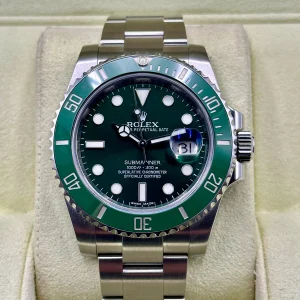 Rolex Submariner "Hulk" 40mm 116610LV Green Dial