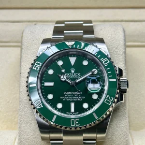 2015 Rolex Submariner "Hulk" 40mm 116610LV Green Dial