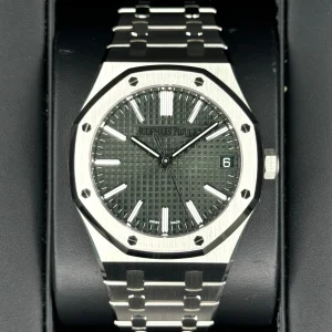 2023 Audemars Piguet  Royal Oak  41mm 15510ST Green Dial