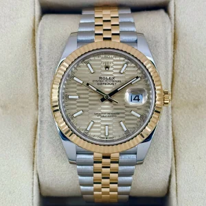2022 Rolex Datejust 41mm 126333 Two-Tone Jubilee Champagne Motif Dial