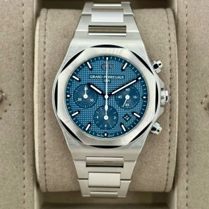 2022 Girard-Perregaux Laureato Chronograph 42mm 81020-11-431-11A Blue Dial