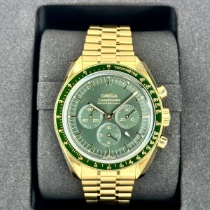 2023 Omega Speedmaster Moonwatch Pro 42mm 310.60.42.50.10.001 Green Dial