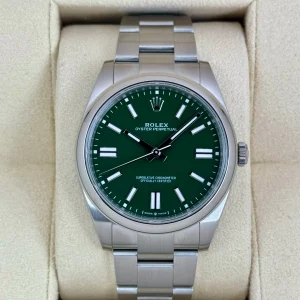 NEW 2025 Rolex Oyster Perpetual 41mm 124300 Green Dial