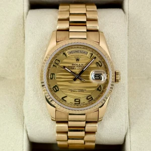 1989 Rolex Day-Date 36mm 18238 Presidential Champagne Wave Dial