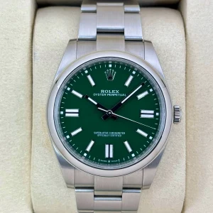 NEW 2025 Rolex Oyster Perpetual 41mm 124300 Green Dial