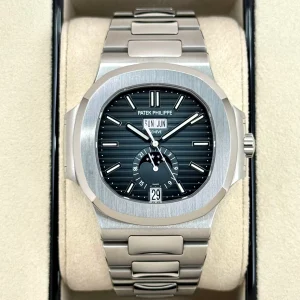 2022 Patek Philippe Nautilus Moonphase 40.5mm 5726/1A-014 Blue Dial