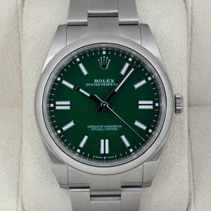 2025 Rolex Oyster Perpetual 41mm 124300 Green Dial
