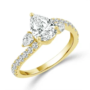 Diamond 3-Stone Ring 2.25 ct tw 14k Yellow Gold