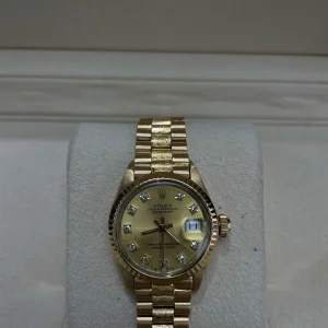 ROLEX LADY DATEJUST 18K GOLD, DIAMOND NUMERALS 24MM - 6917