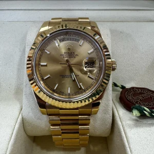 ROLEX DAY-DATE OYSTER PERPETUAL 41MM - 218238