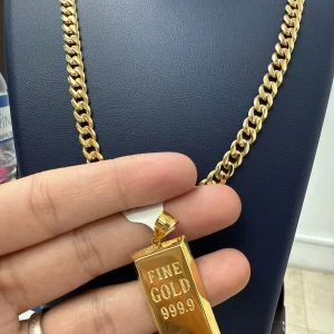 Chain Cuban link with pendant