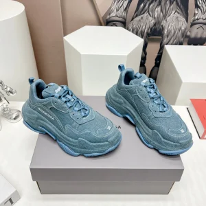 TRIPLE S SNEAKER IN BLUE DENIM