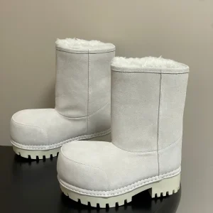Balenciaga Low Snow Boots White Suede 535035