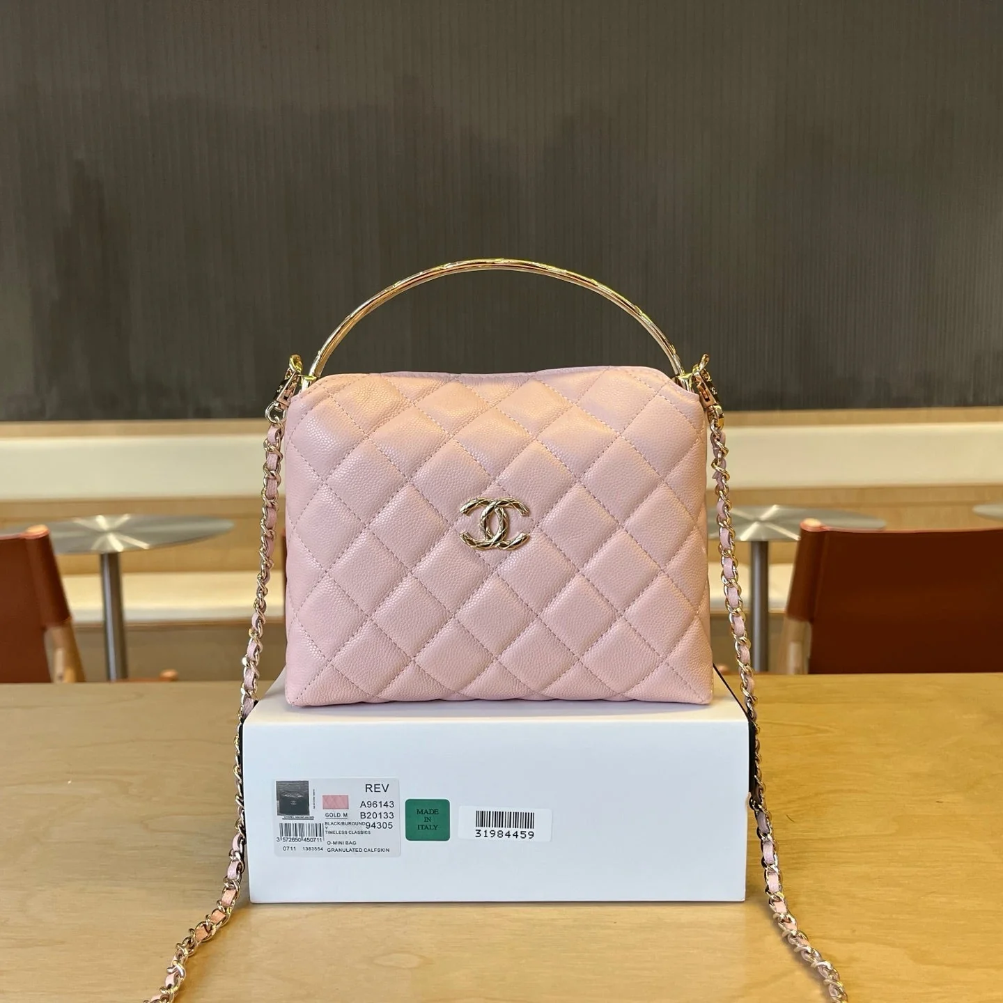 CC Handle Vintage Bag 19 Pink Caviar 277777