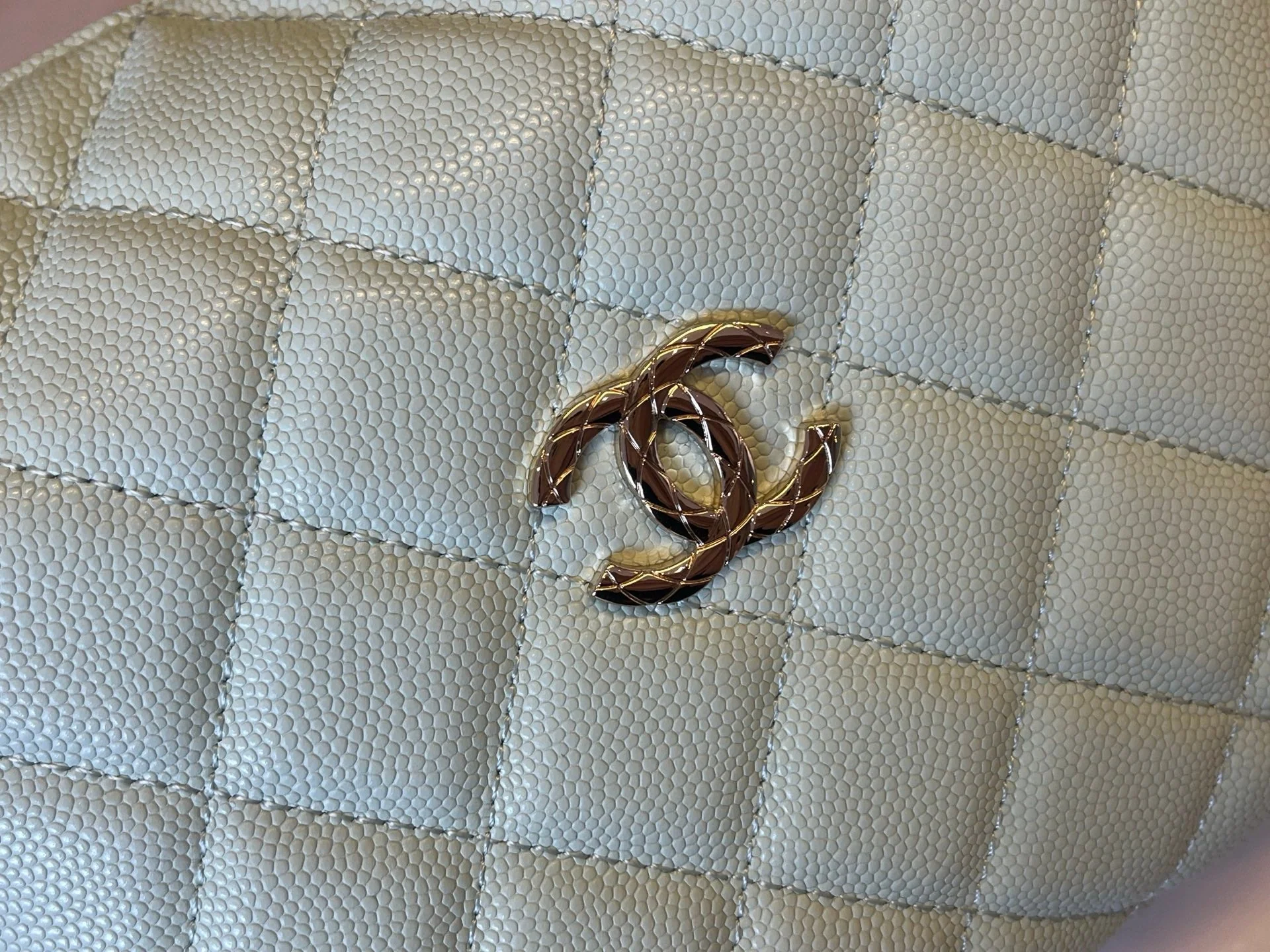 CC Handle Vintage Bag 19 Mint Green Caviar 277776 - Image 4