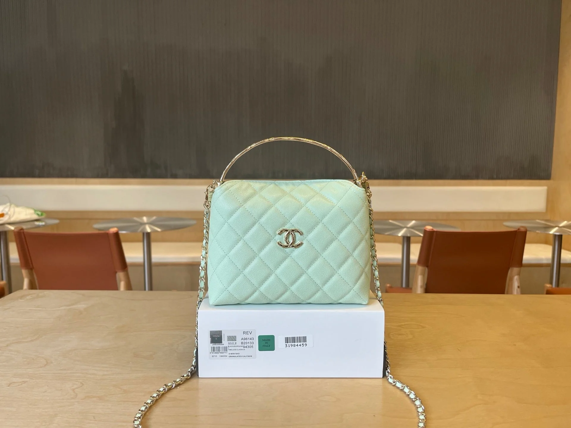 CC Handle Vintage Bag 19 Mint Green Caviar 277776 - Image 9