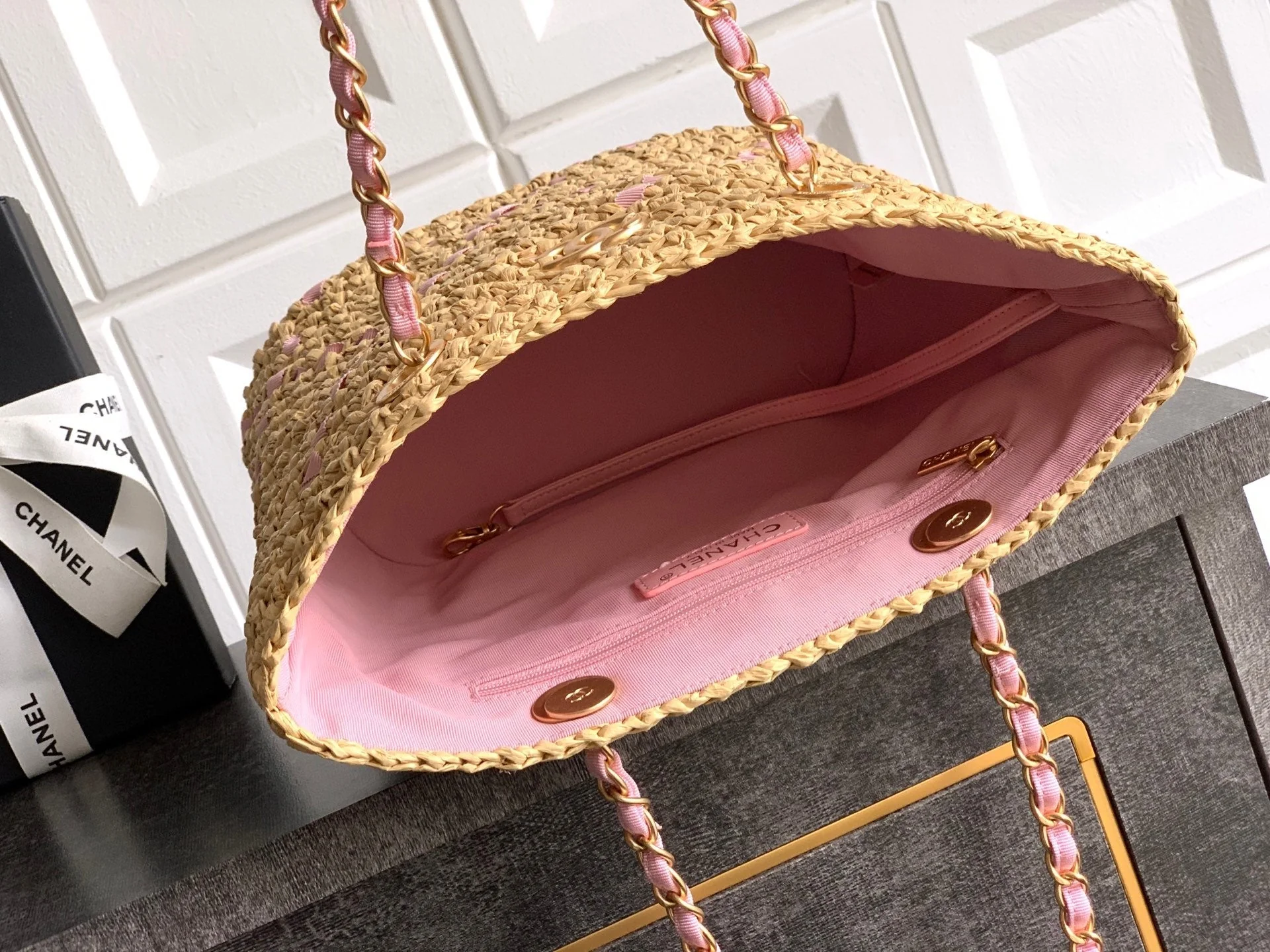 CC Braided Shopping Bag Double C logo Beige Pink Raffia - Image 9