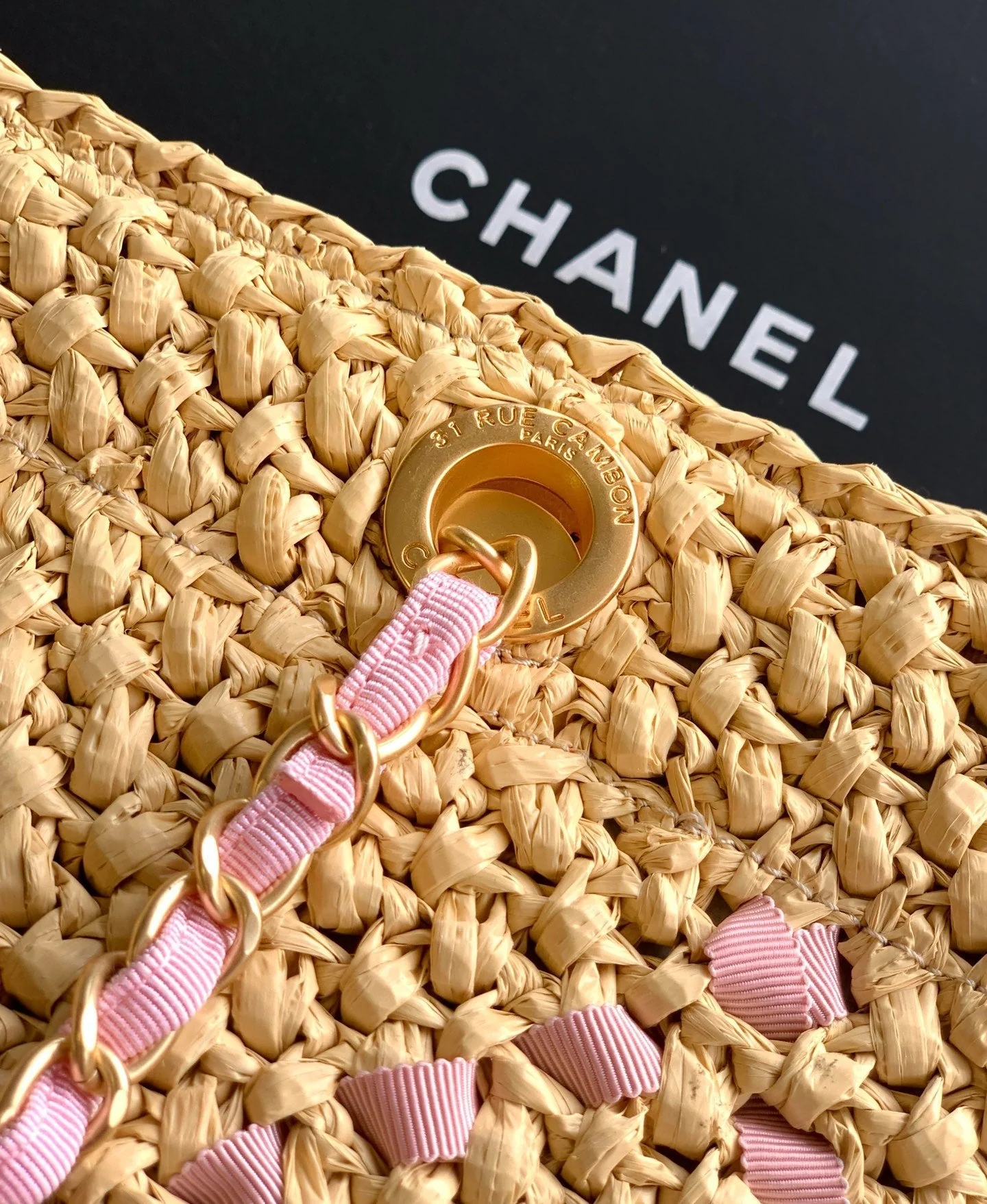 CC Braided Shopping Bag Double C logo Beige Pink Raffia - Image 11