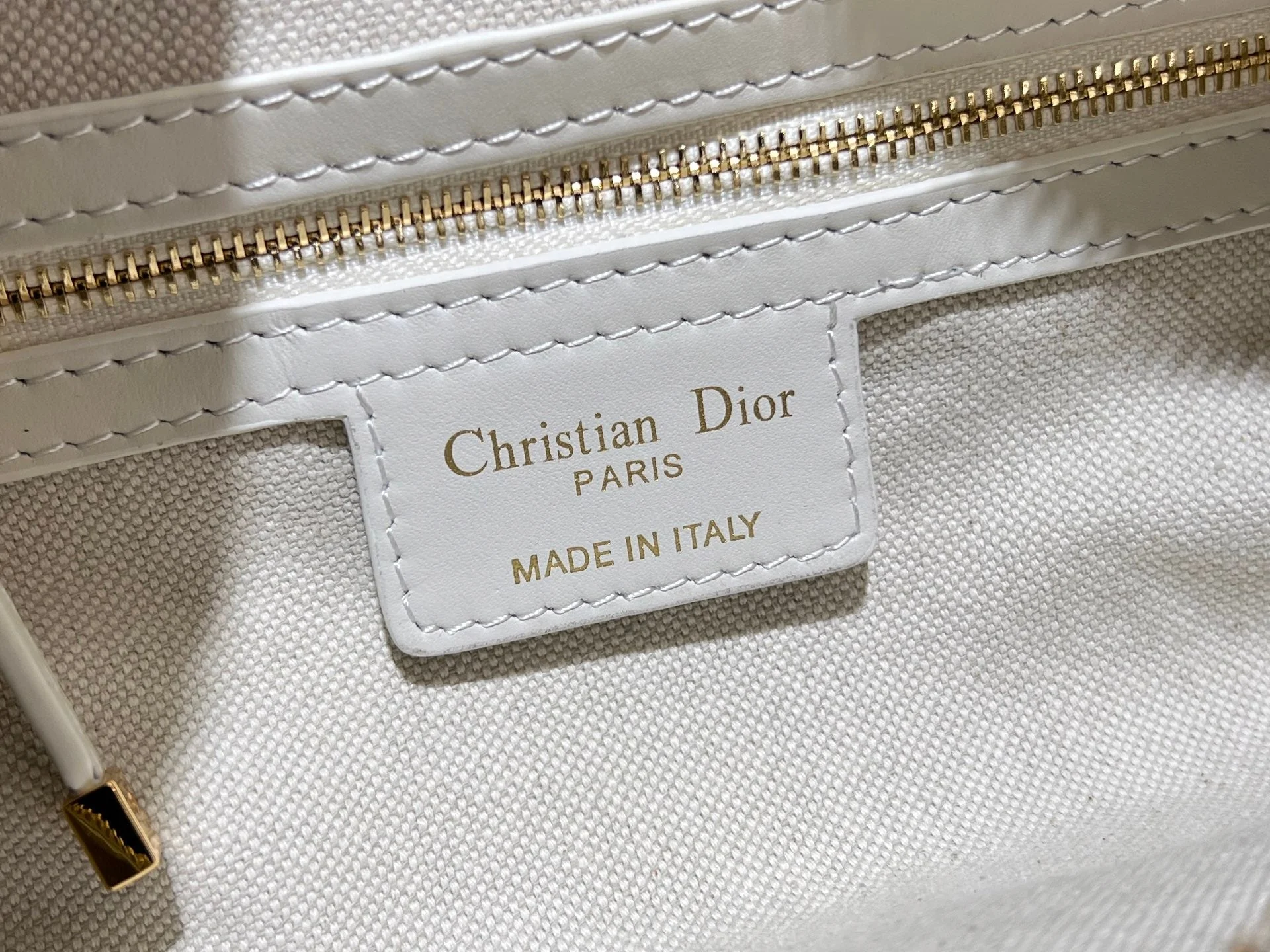 CD Jacquard Hobo Bag 23 With Chain White Calfskin - Image 8