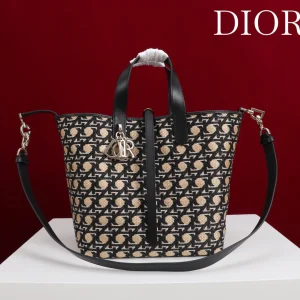 CD Toujours Vertical Medium Bag 24 Diamond Black Beige Leather