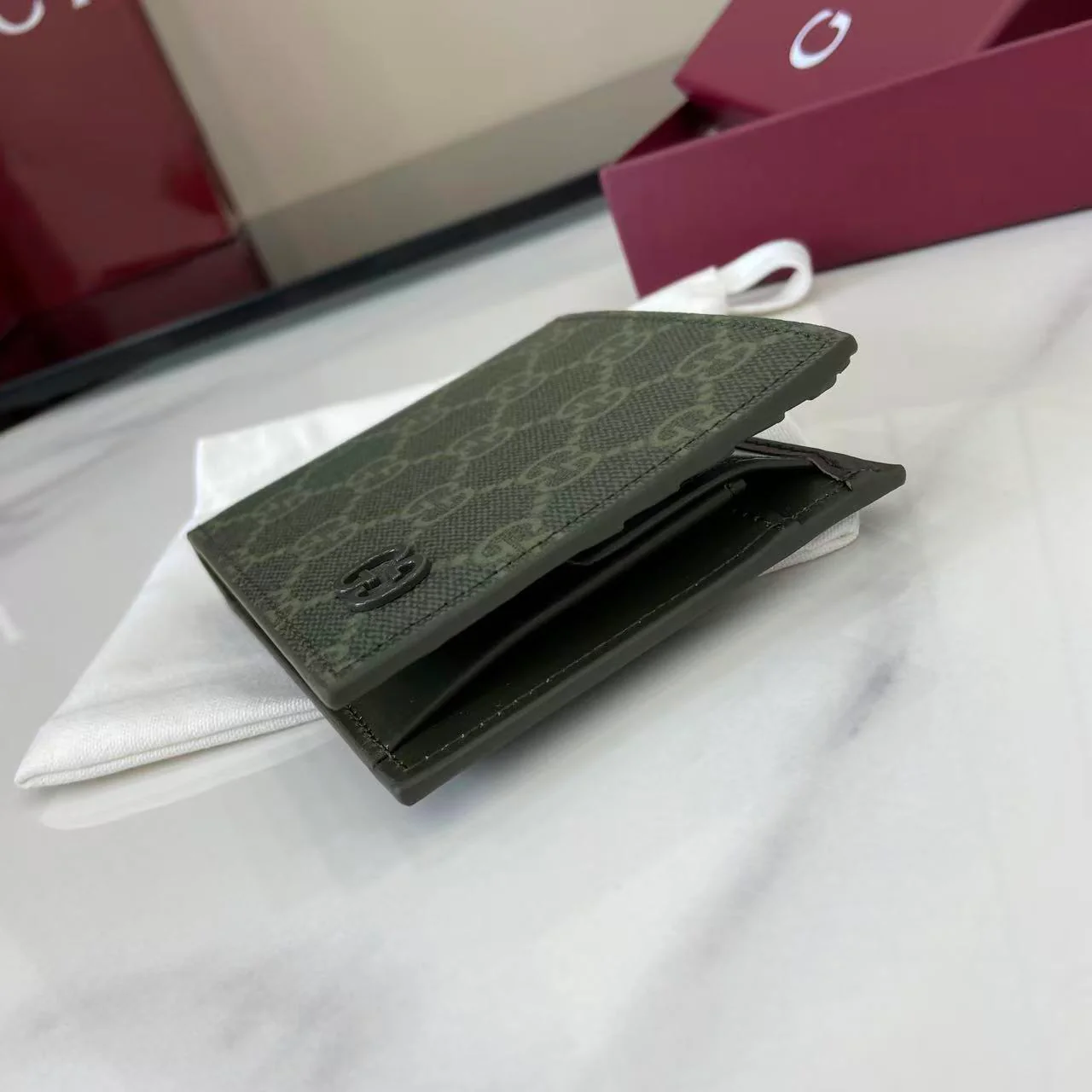 Gucci 25 GG Monogram Bifold Wallet Forest Green Leather 288792 - Image 4