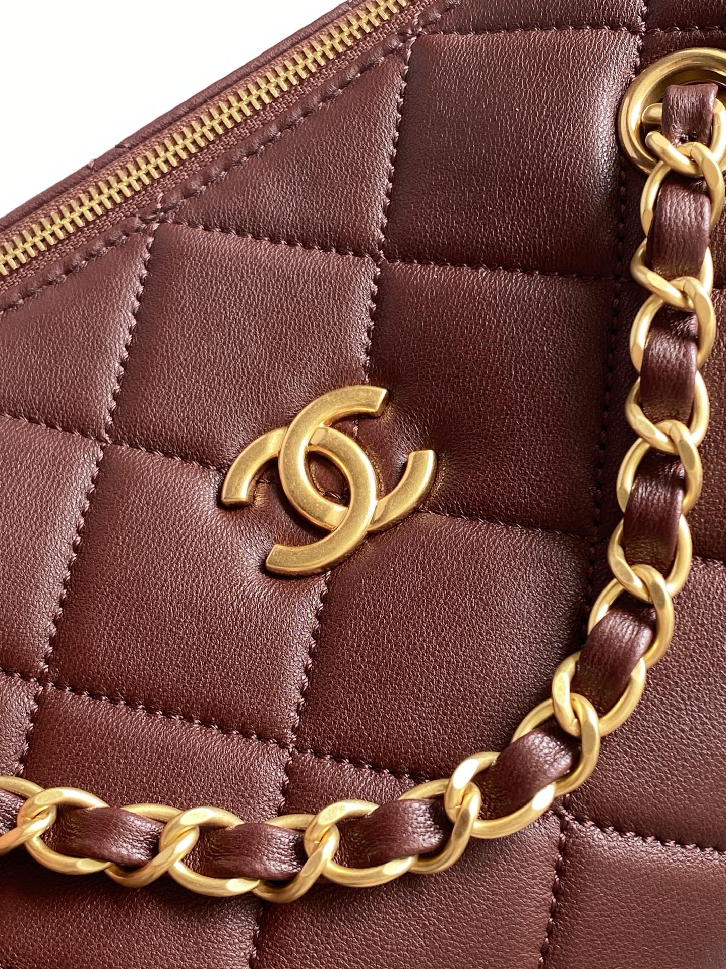 Chanel 25K Bowling Bag Burgundy Gold Sheepskin 294980 - Image 4