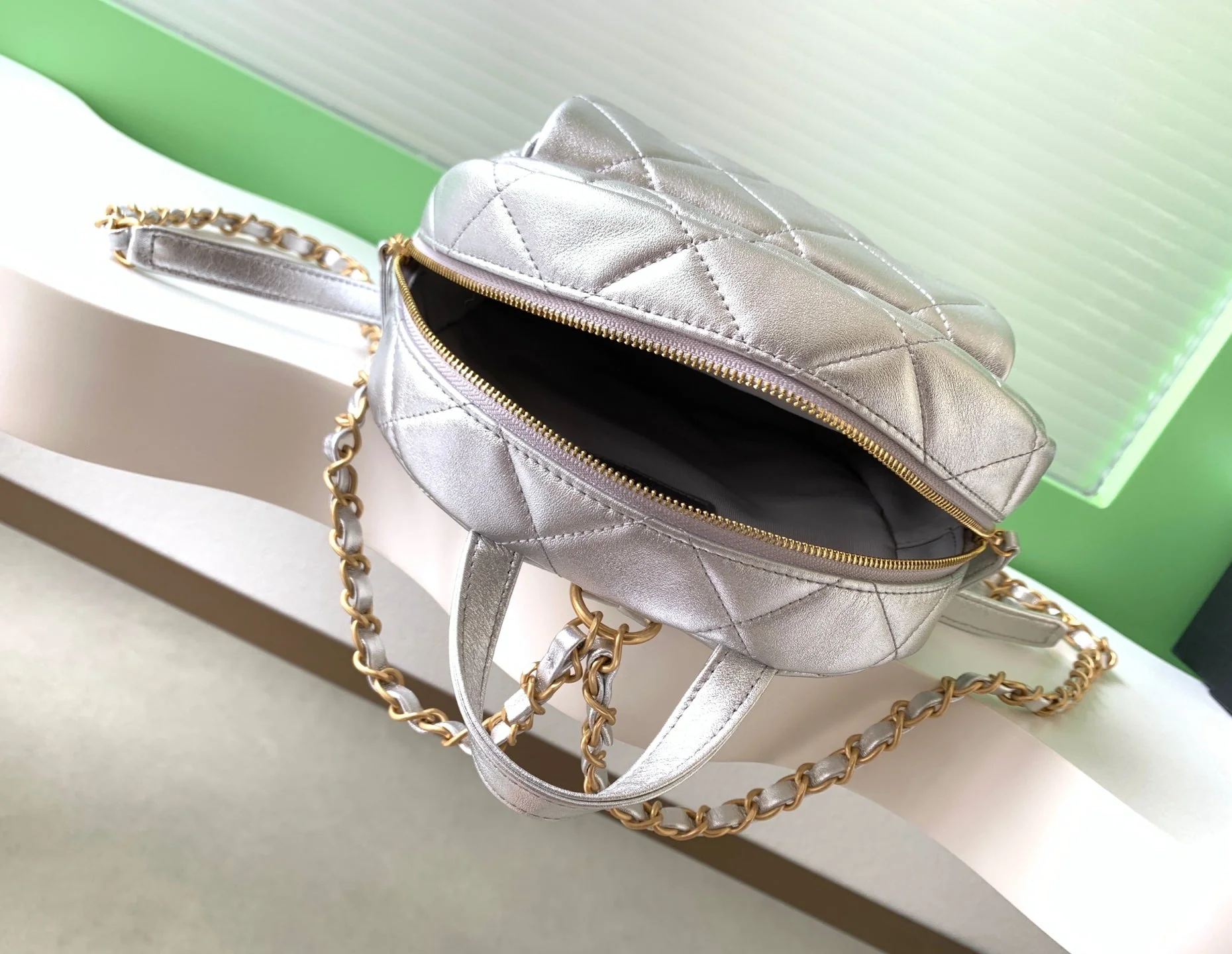 Chanel 25K Backpack Silver Gold Metallic Lambskin 295193 - Image 5