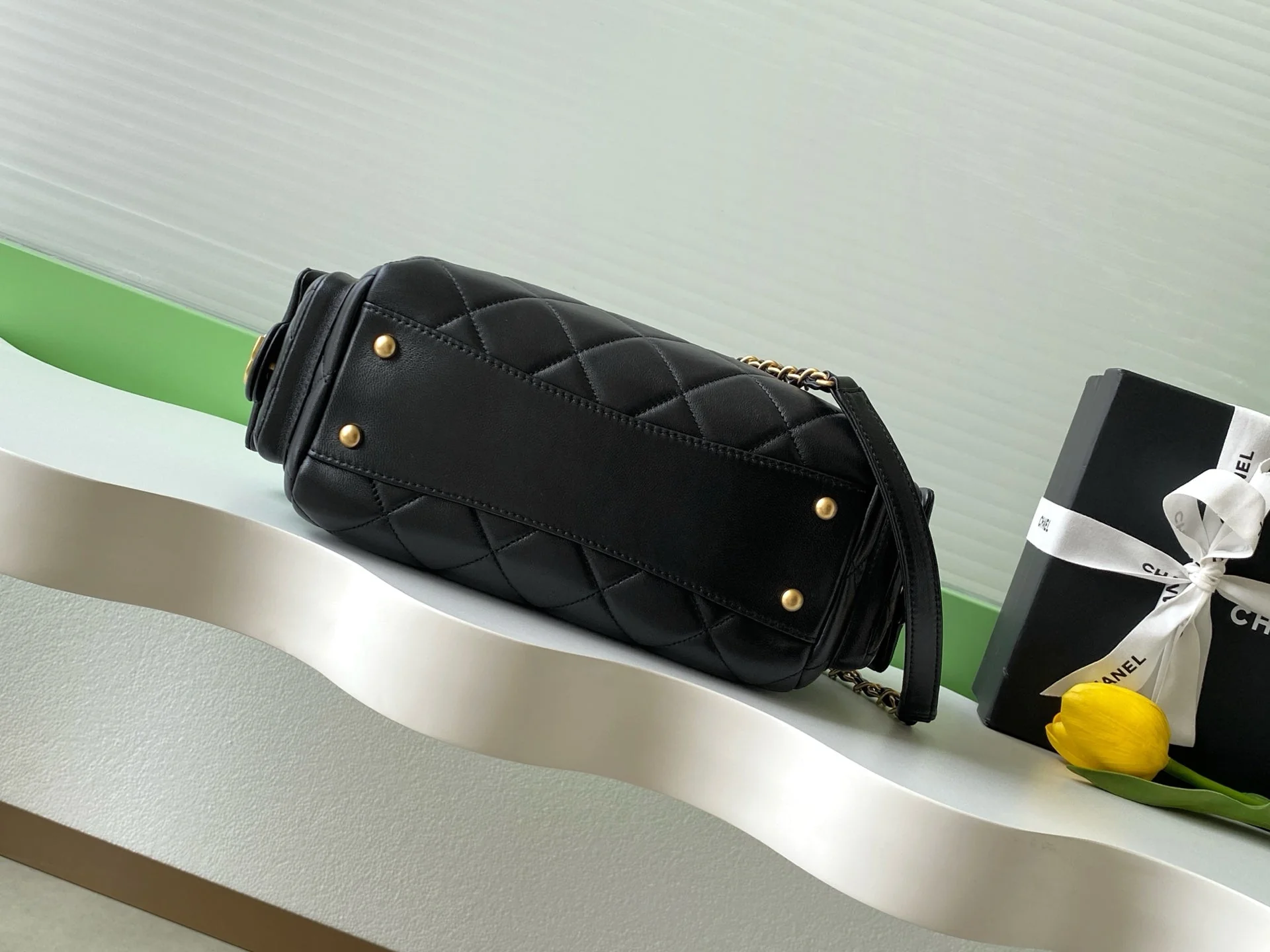 Chanel 25K Bowling Bag Black Gold Sheepskin 294981 - Image 5