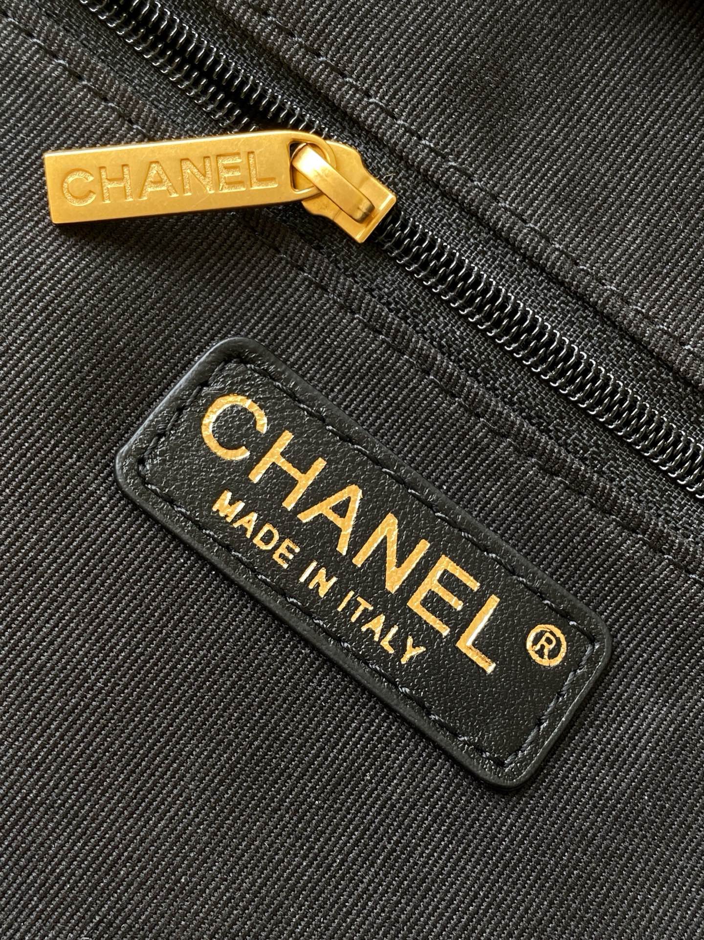 Chanel 25K Bowling Bag Black Gold Sheepskin 294981 - Image 2