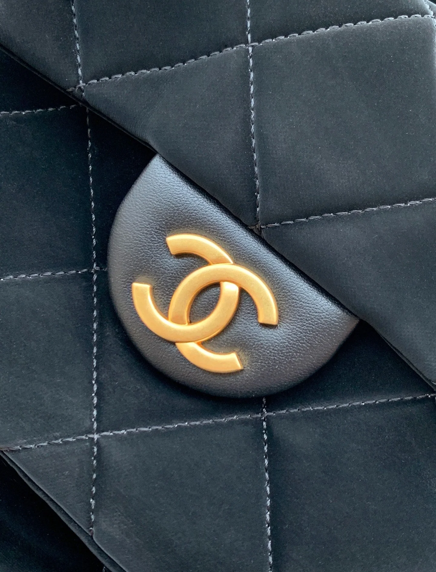 Chanel 25K Backpack Black Gold Suede 295191 - Image 4