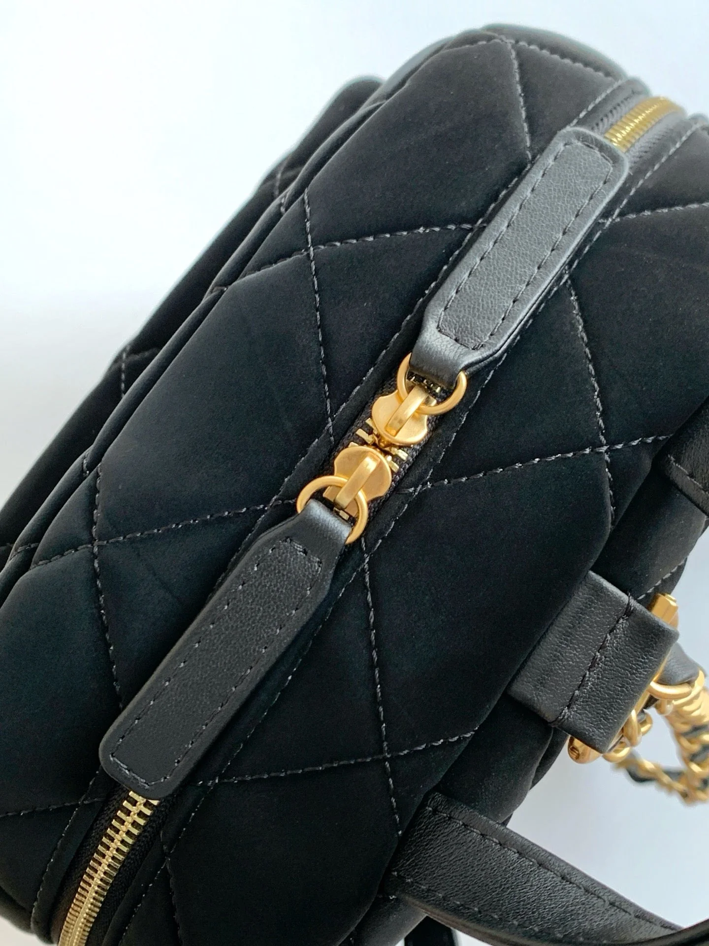 Chanel 25K Backpack Black Gold Suede 295191 - Image 7