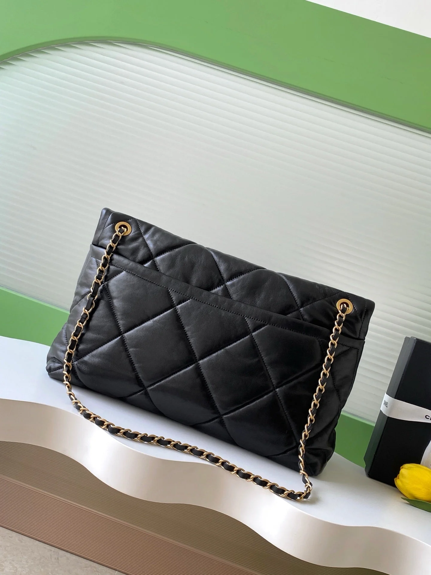 Chanel 25K Bag 45cm Black Gold Sheepskin 293990 - Image 5
